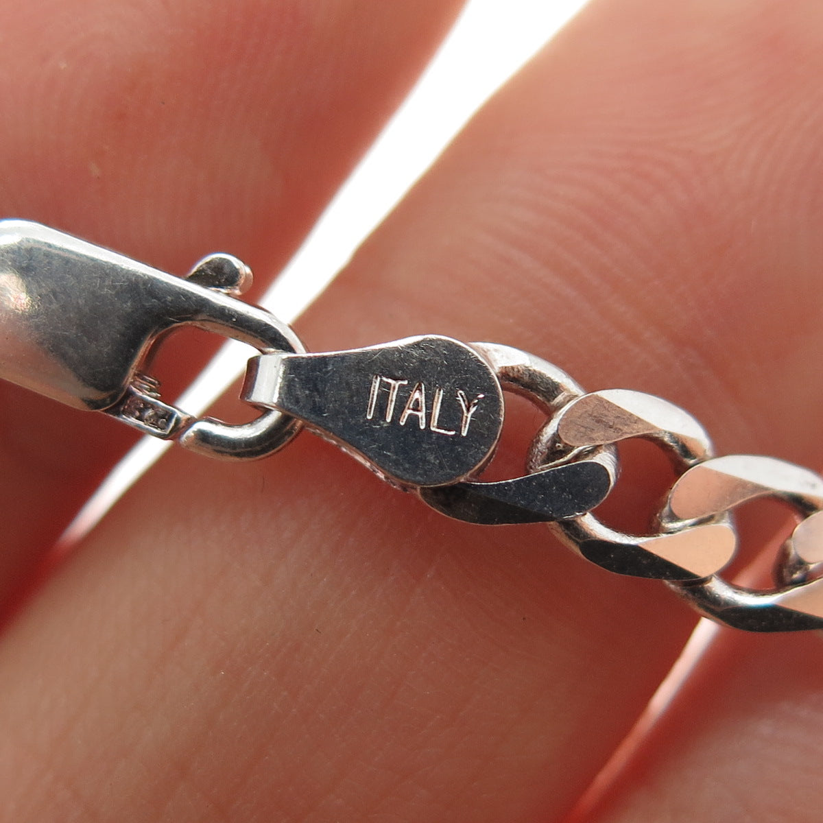 925 Sterling Silver Vintage Italy Figaro Link Bracelet 8"