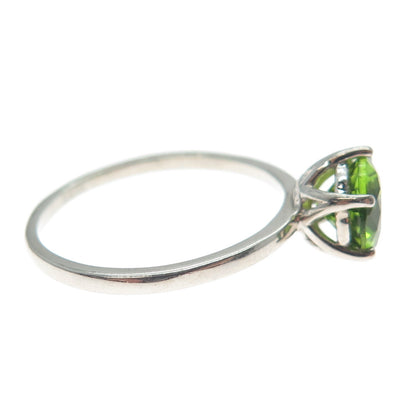 DAZZLERS 925 Sterling Silver Round-Cut Nano Peridot Ring Size 9