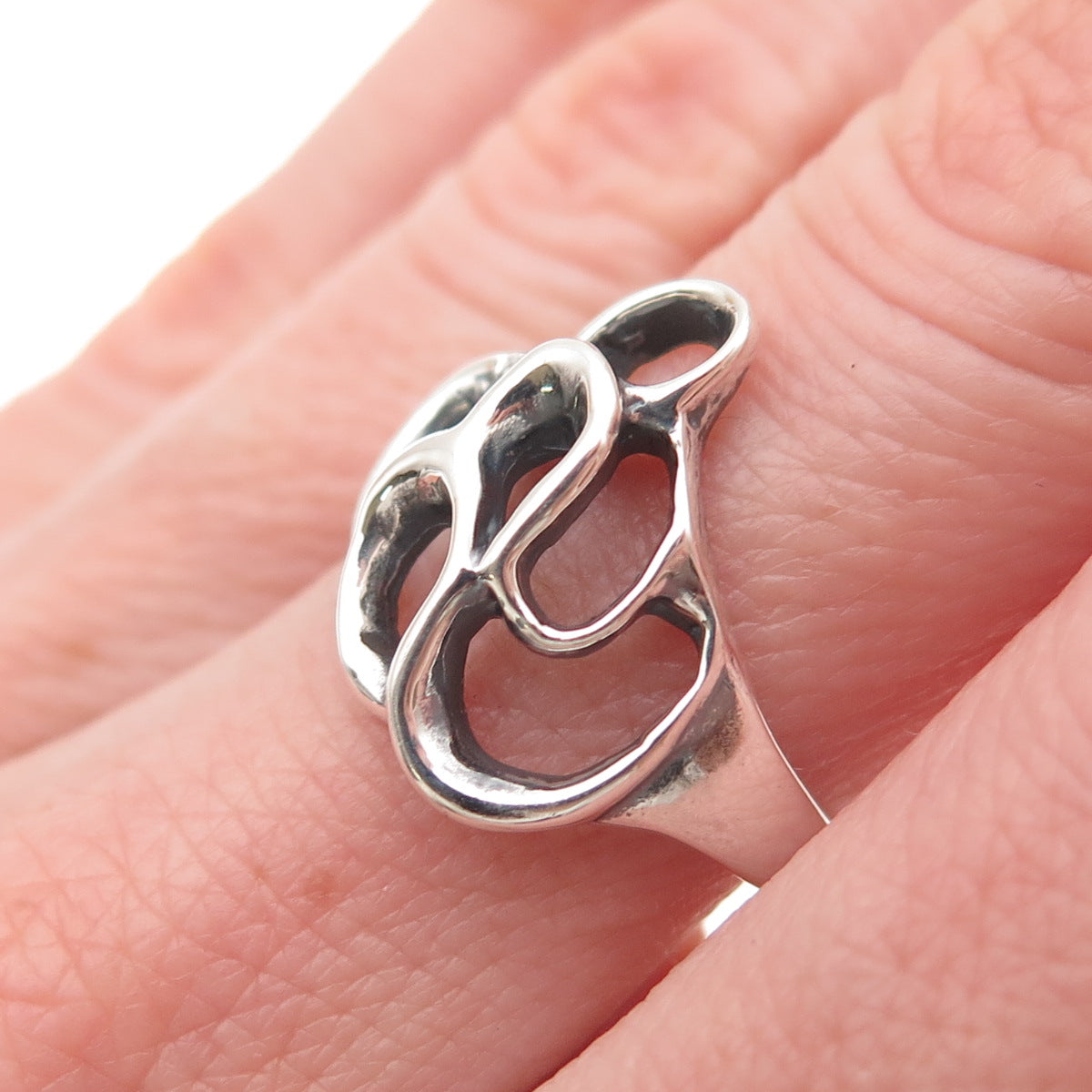 925 Sterling Silver Vintage Modernist Oxidized Ring Size 8