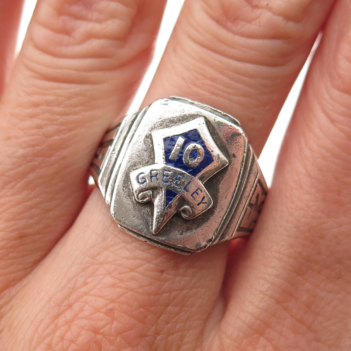 925 Sterling Silver Vintage 1953 Enamel Greeley School Oxidized Ring Size 9