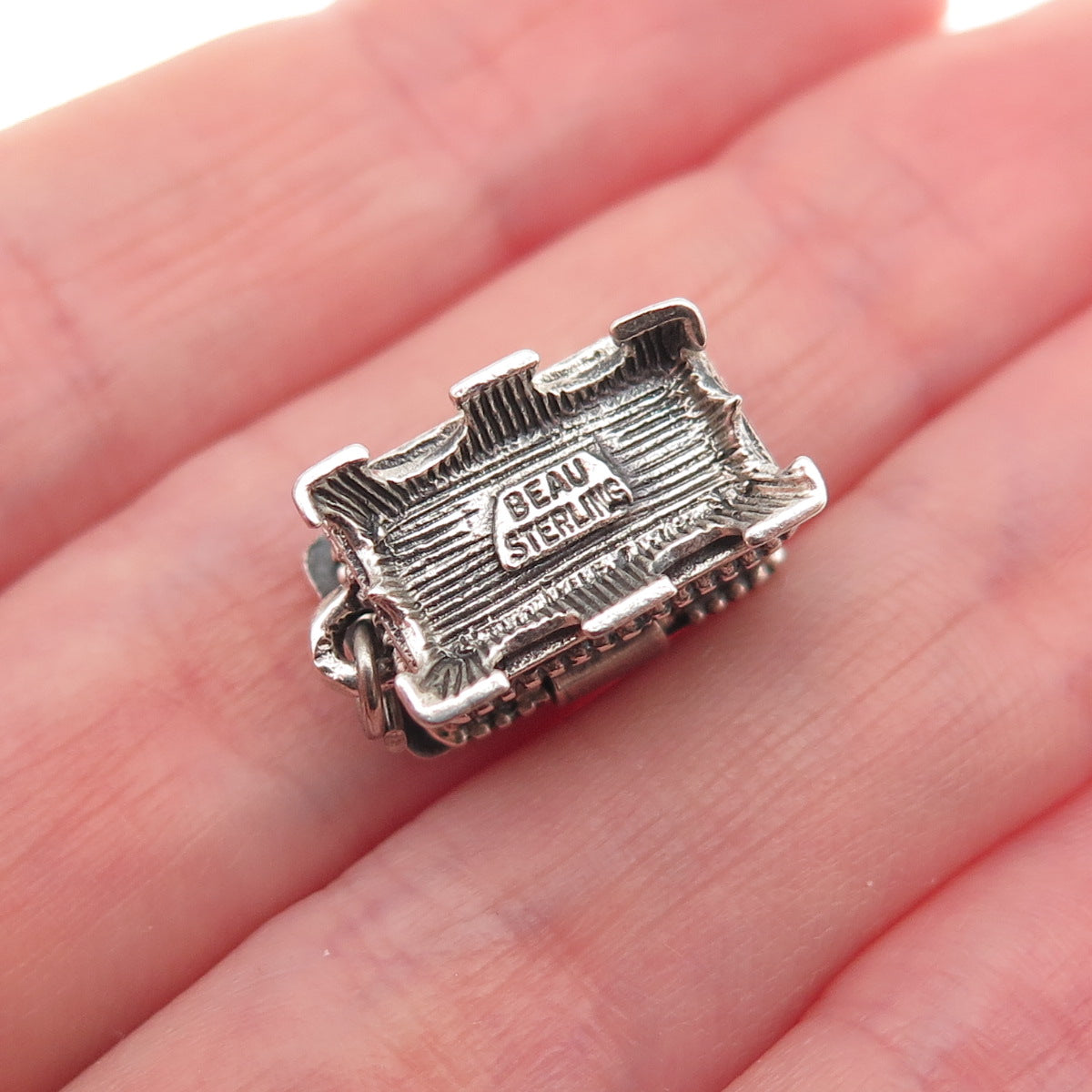 Beau 925 Sterling Silver Vintage Hope Chest 3D Box Mini Charm Pendant