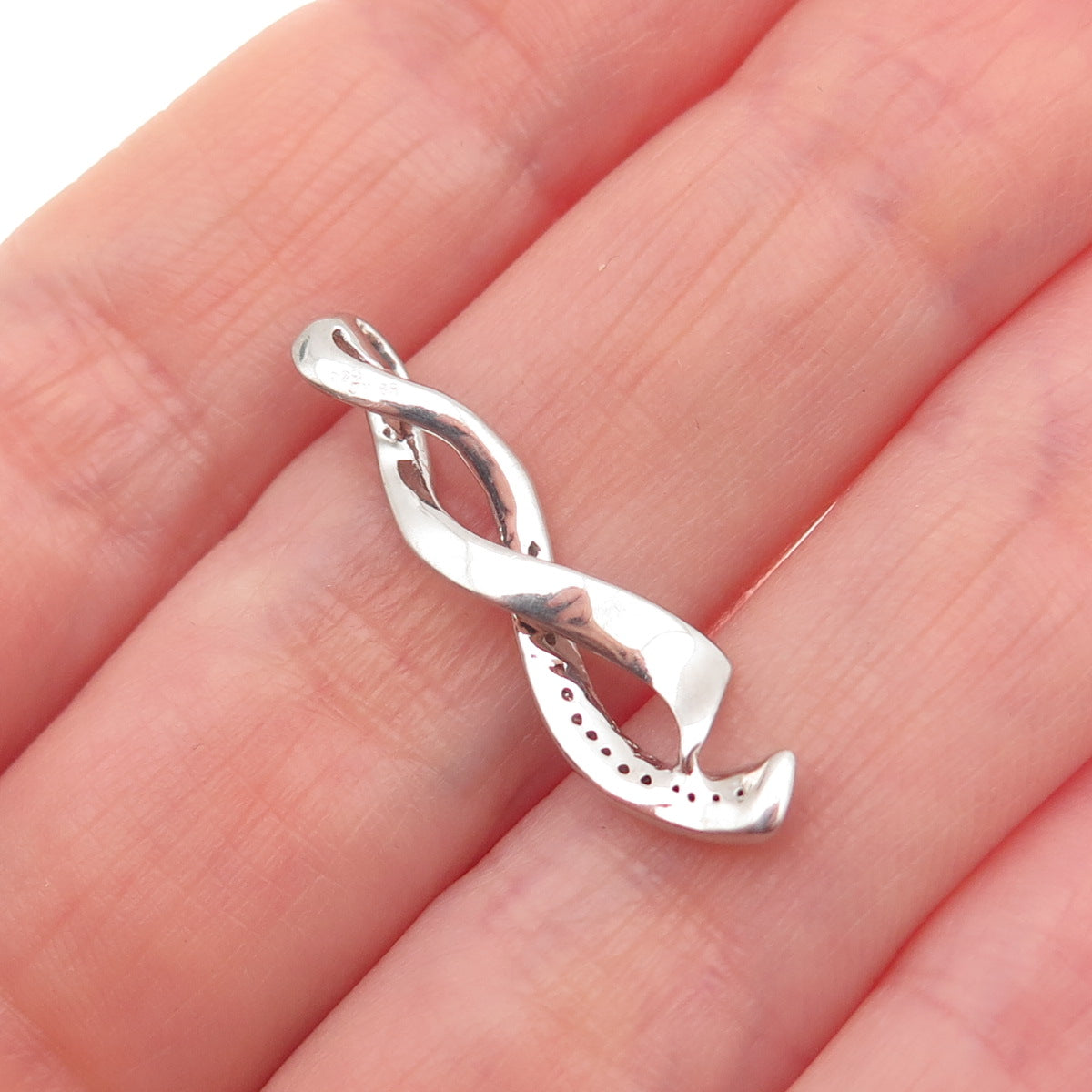 Jane Seymour 925 Sterling Silver Real Round-Cut Diamond Twisted Charm Pendant