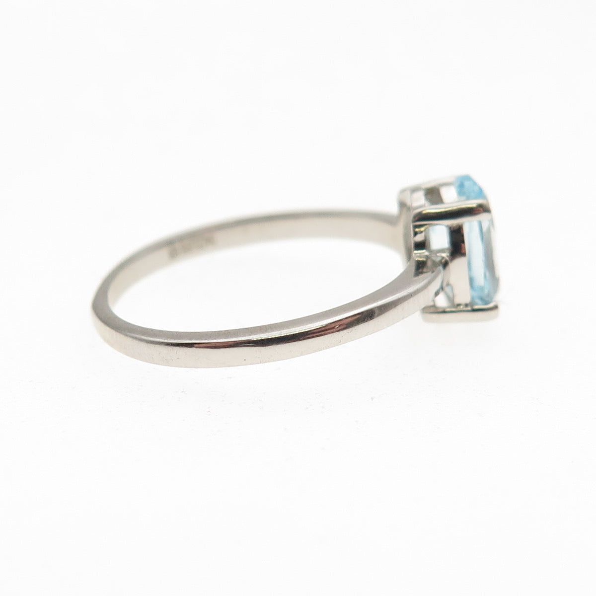 Dazzlers 925 Sterling Silver Real Oval-Cut Blue Topaz Ring Size 6
