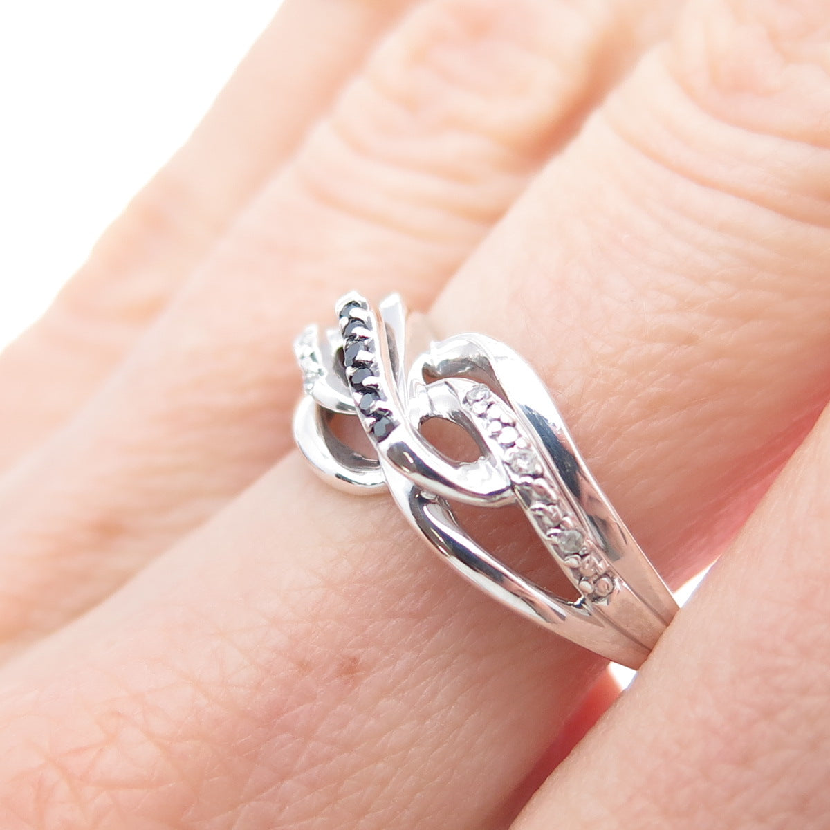 925 Sterling Silver Real Round-Cut Black & White Diamond Twisted Ring Size 7