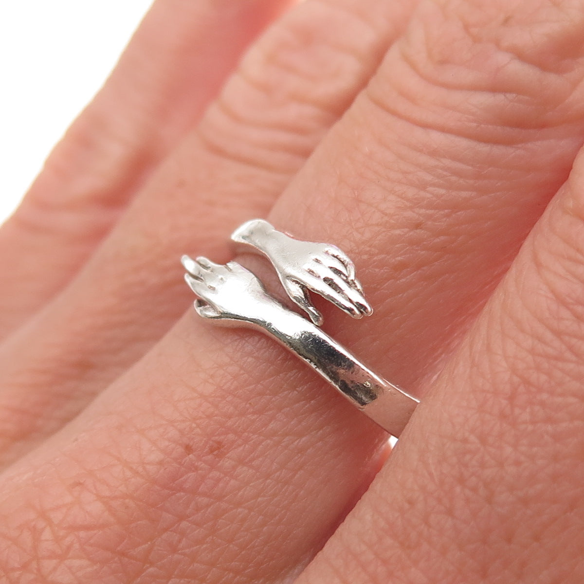 925 Sterling Silver Vintage Hug Oxidized Adjustable Ring Size 8.5