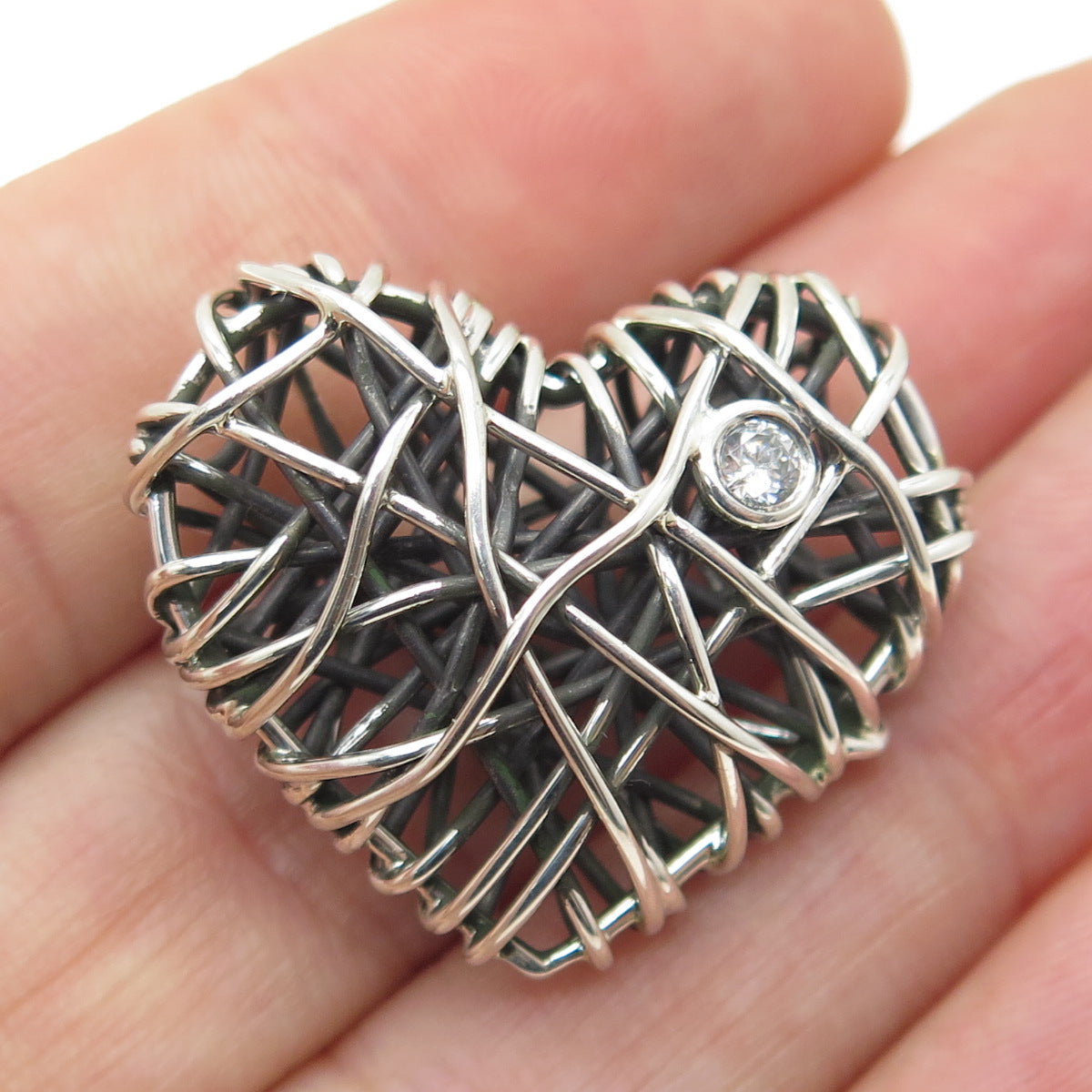 925 Sterling Silver Vintage Round-Cut C Z Modernist Wire Heart Slide Pendant