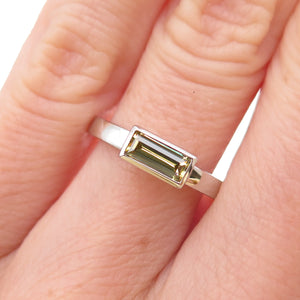 925 Sterling Silver Vintage Emerald-Cut Green C Z Ring Size 5.75