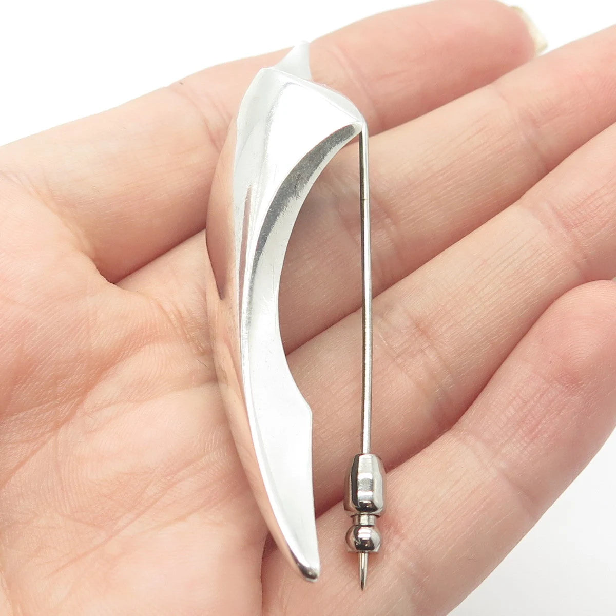925 Sterling Silver Vintage Fang Lapel Pin