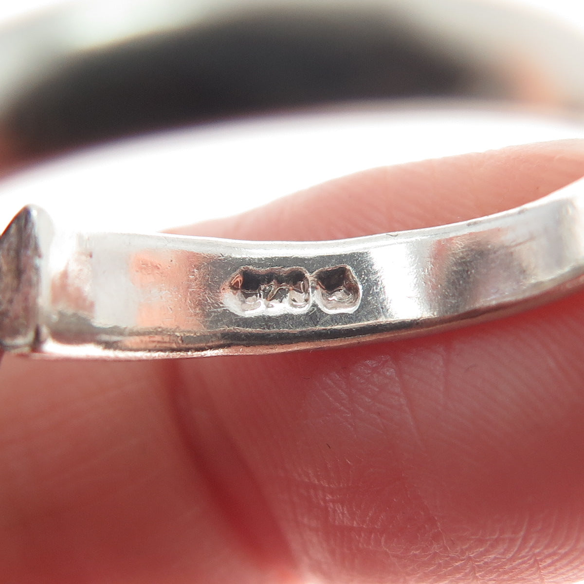 925 Sterling Silver Round-Cut Shaped C Z Engagement Ring Size 8.75