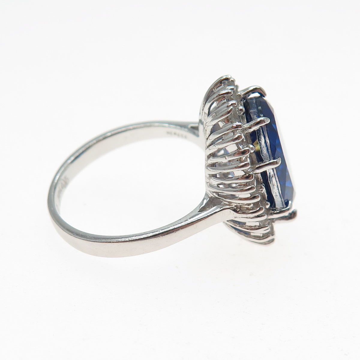 925 Sterling Silver Real White Topaz & Blue C Z Royal Dreams Ring Size 7.25