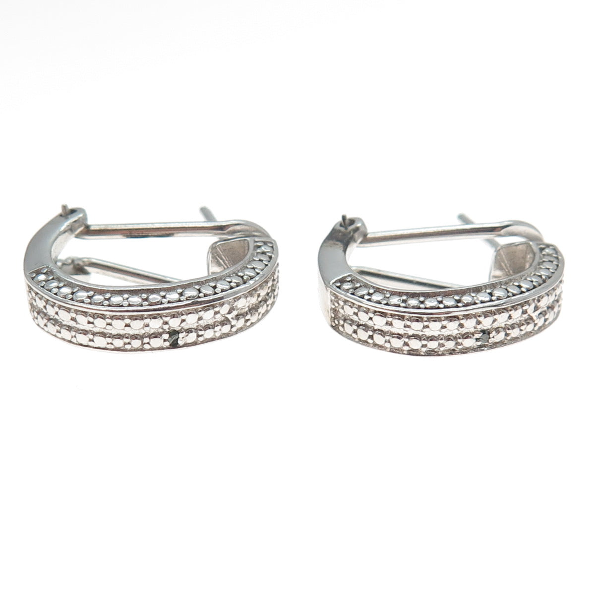 CHUCK CLEMENCY 925 Sterling Silver Real Green Diamond Omega Back Earrings