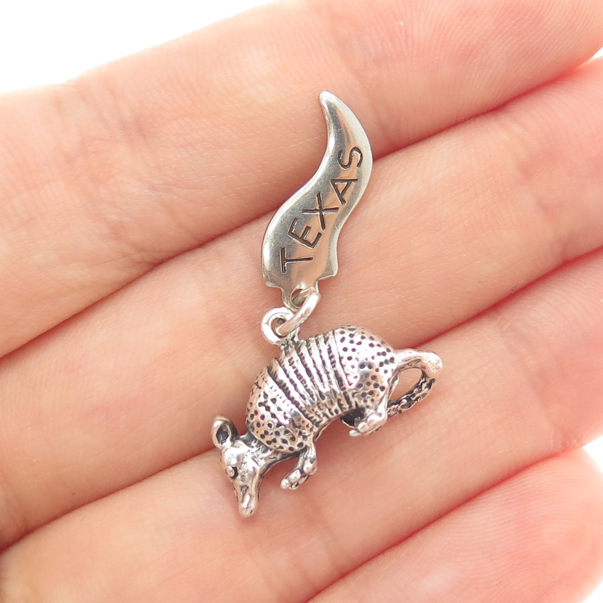 925 Sterling Silver Vintage Armadillo Texas Oxidized Minimalist Charm Pendant