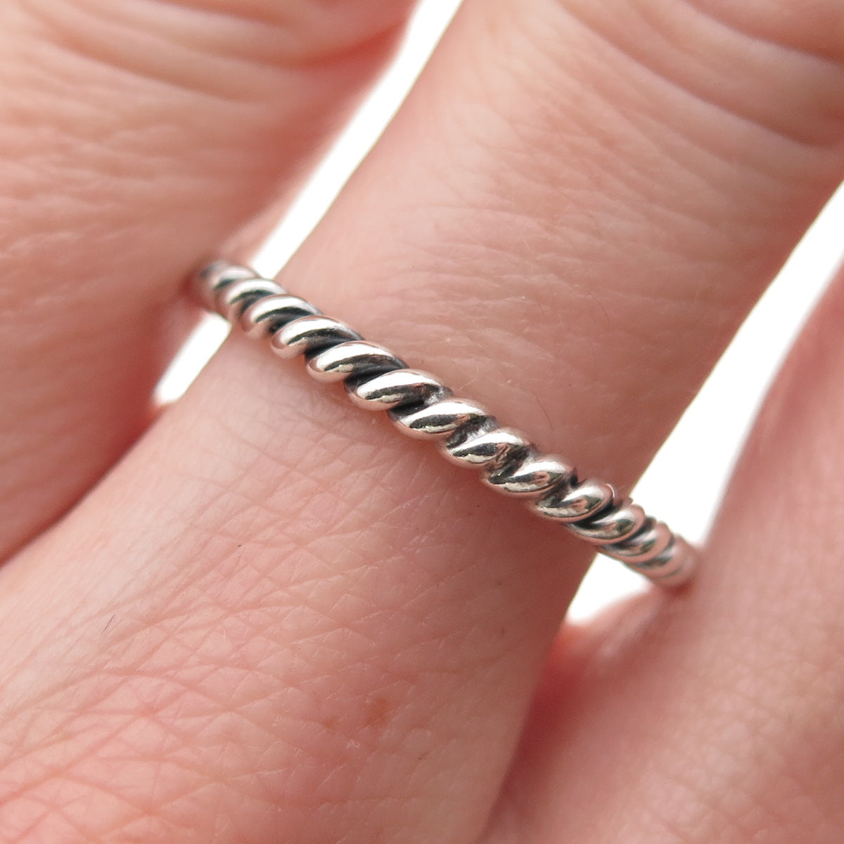 925 Sterling Silver Vintage Twisted Stackable Band Ring Size 9