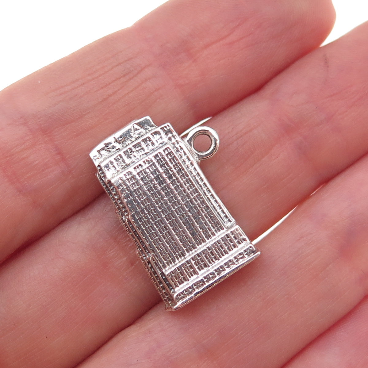 925 Sterling Silver Vintage 30 Rockefeller Plaza Oxidized 3D Charm Pendant