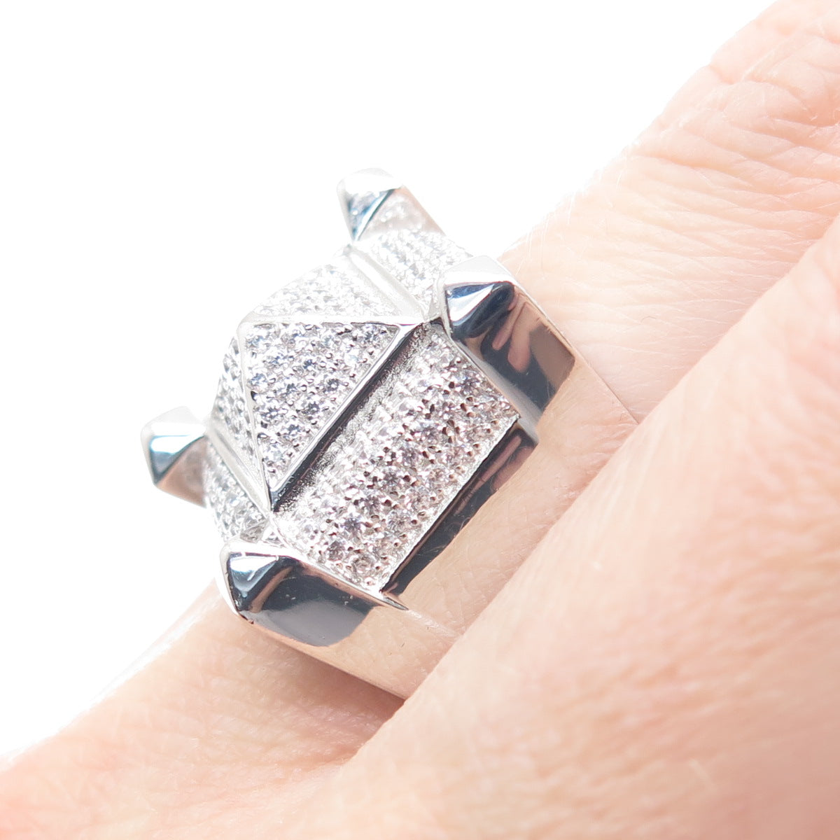 925 Sterling Silver Round-Cut Shaped C Z Square Domed Wide Ring Size 10.5