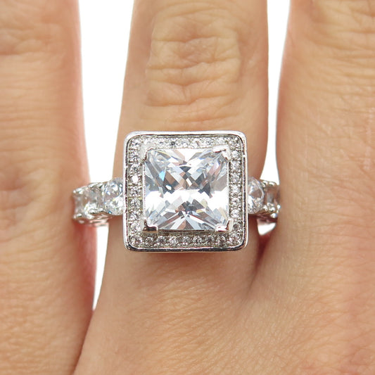 925 Sterling Silver Princess & Round-Cut Shaped C Z Ring Size 6.25