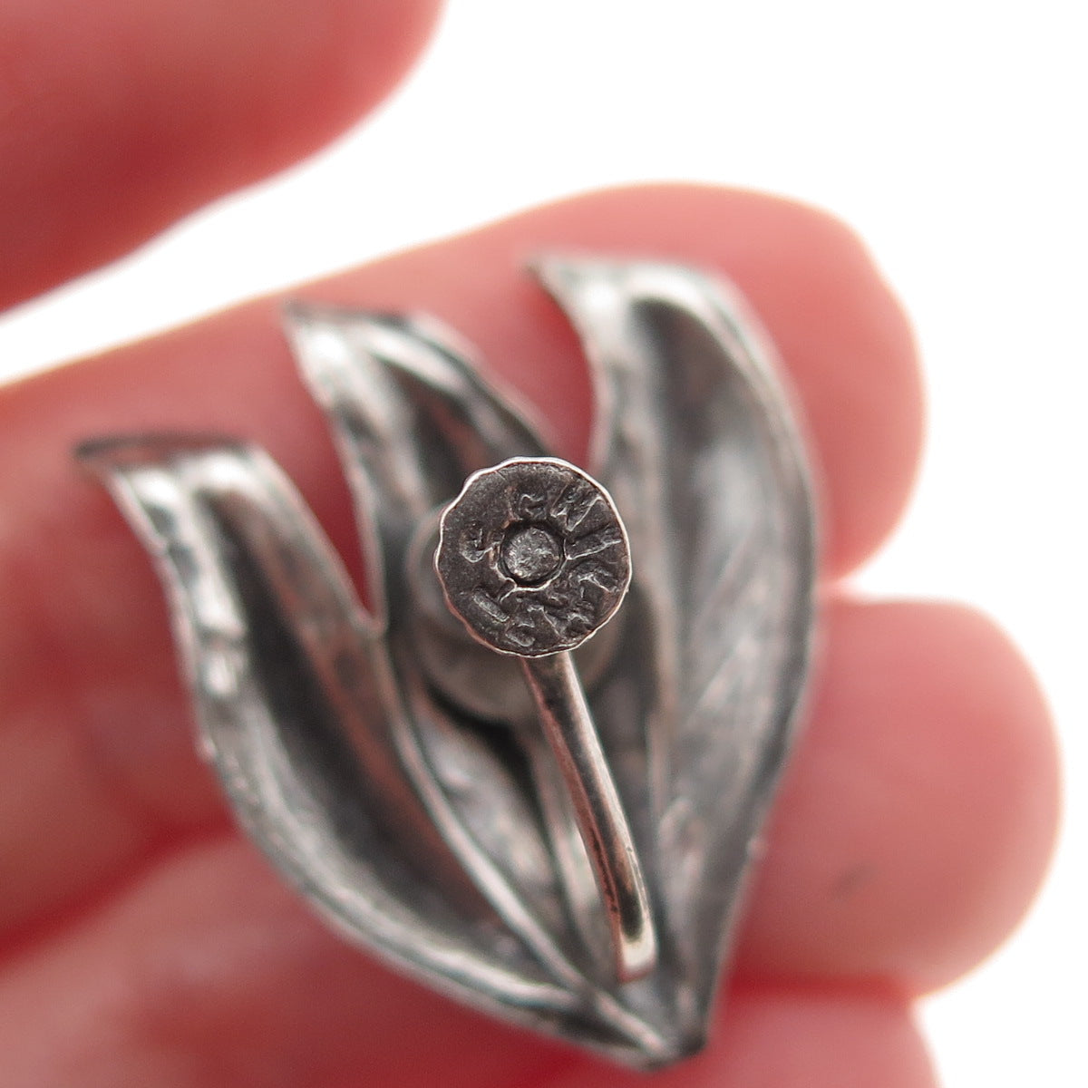 925 Sterling Silver Antique Art Deco Floral Oxidized Screw Back Earrings