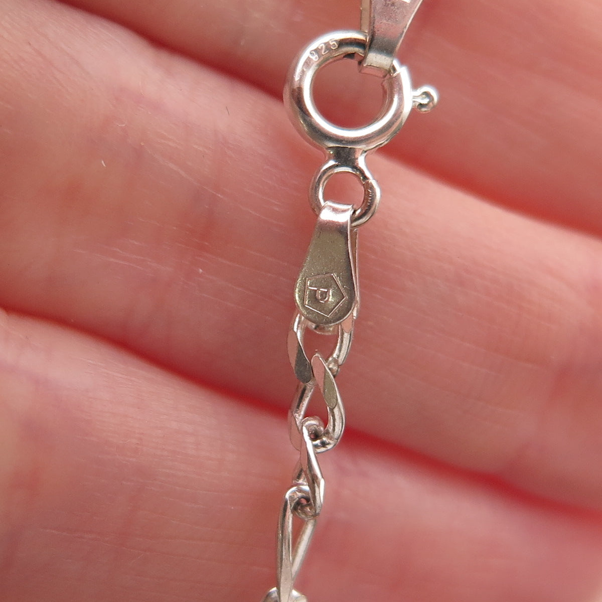 925 Sterling Silver Vintage Italy Figaro Link Bracelet 7"