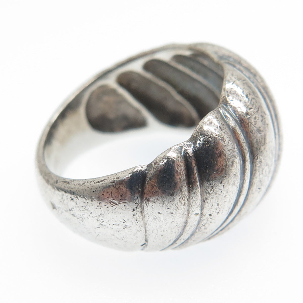 925 Sterling Silver Vintage Wavy Oxidized Dome Ring Size 6