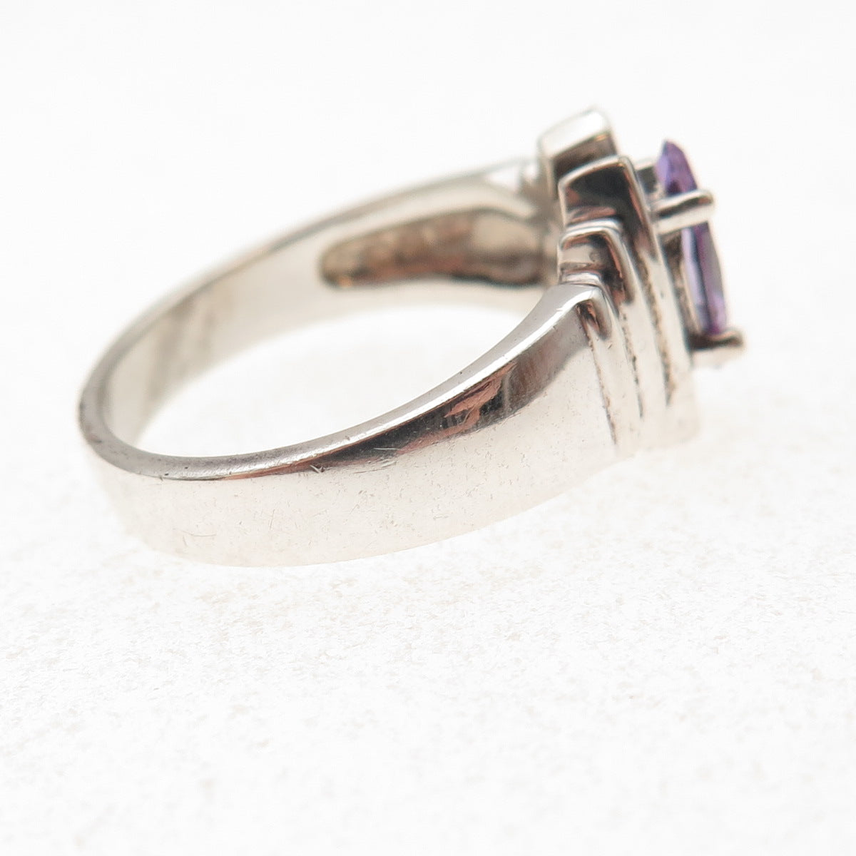 925 Sterling Silver Marquise-Cut Lavender C Z Modernist Ring Size 7