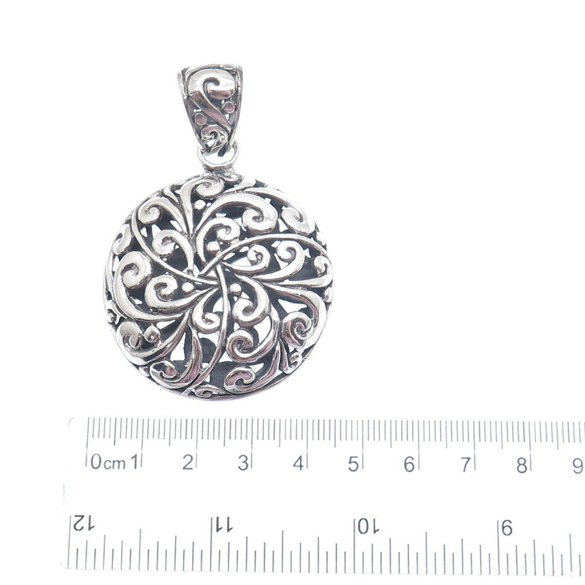 925 Sterling Silver Vintage Floral Ornate Oxidized Round Pendant
