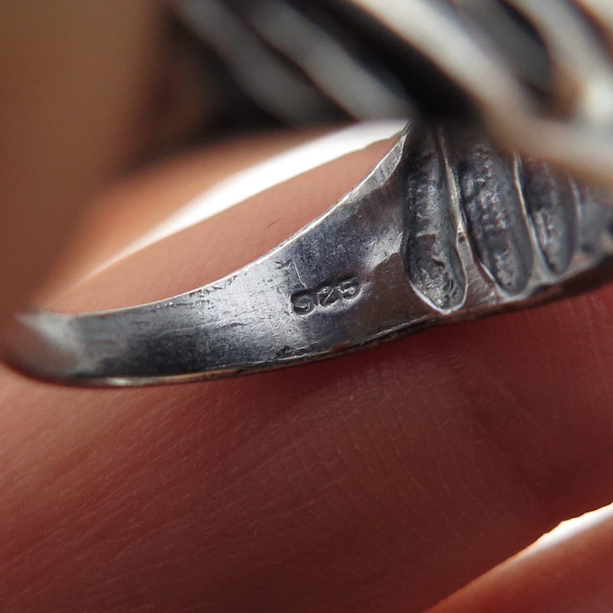 925 Sterling Silver Vintage Modernist Yin Yang Oxidized Ring Size 6