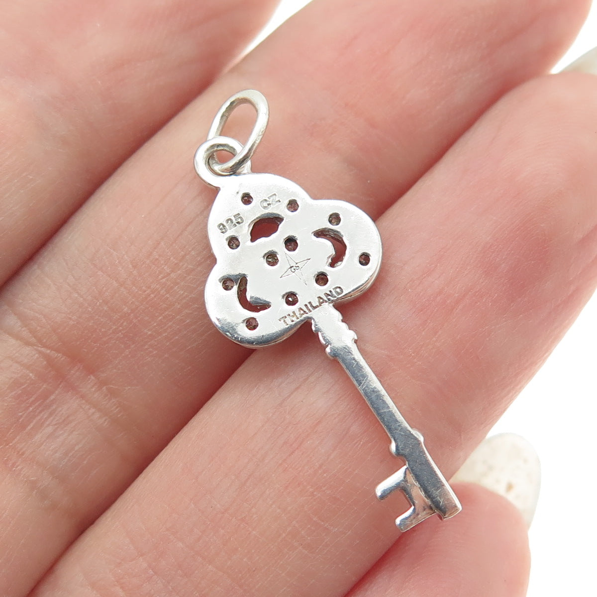 925 Sterling Silver Round-Cut Shaped C Z Key Pendant