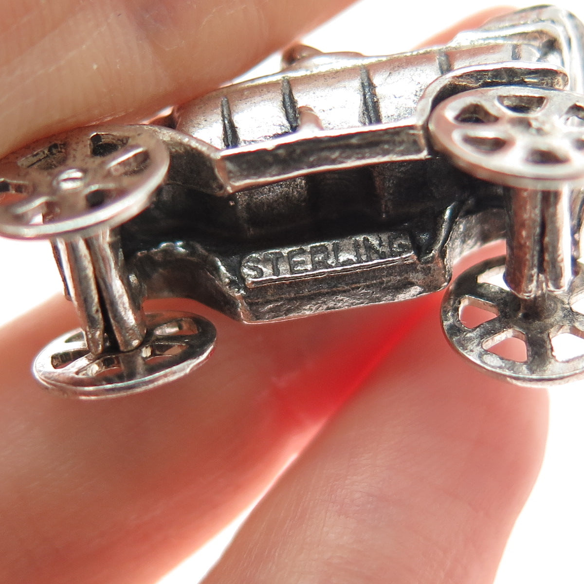 925 Sterling Vintage Carriage Car Spring Ring Lock Oxidized Movable 3D Pendant