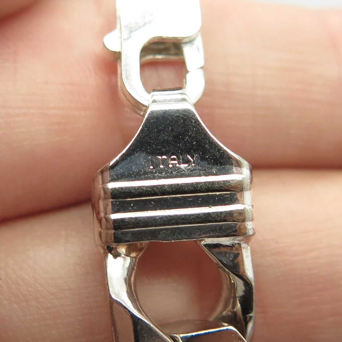 925 Sterling Silver Vintage Italy Figaro Curb Link Bracelet 9.3"