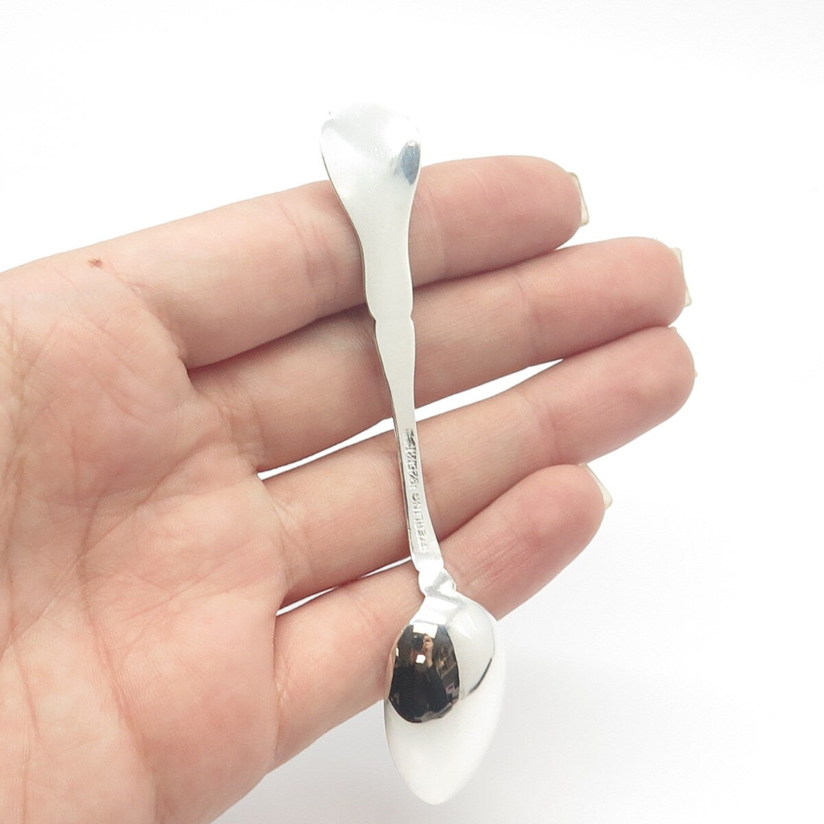 925 Sterling Silver Antique Canada Port Arthur Floral Tea Spoon
