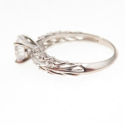 Jeulia 925 Sterling Silver Round-Cut C Z Engagement Ring Size 8