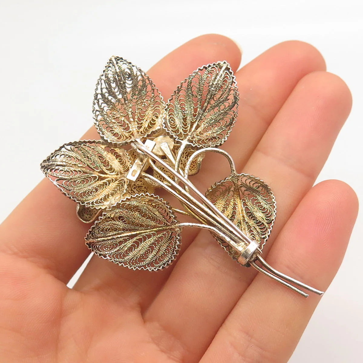 800 Silver Vintage Filigree Floral Pin Brooch