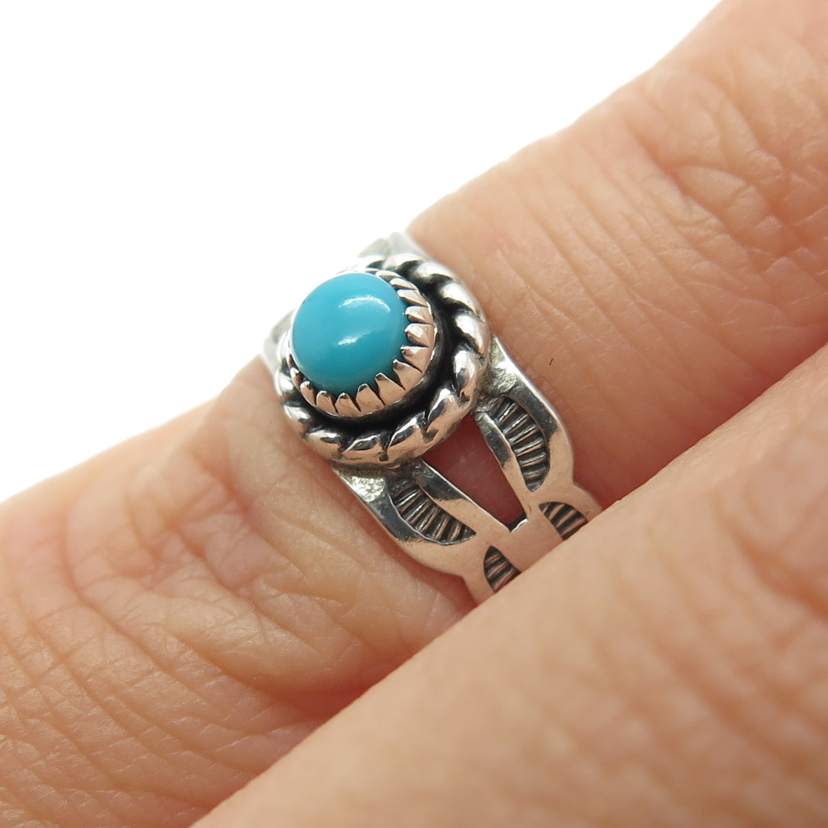 BELL TRADING POST Old Pawn Sterling Southwestern Bisbee Turquoise Ring Size 2