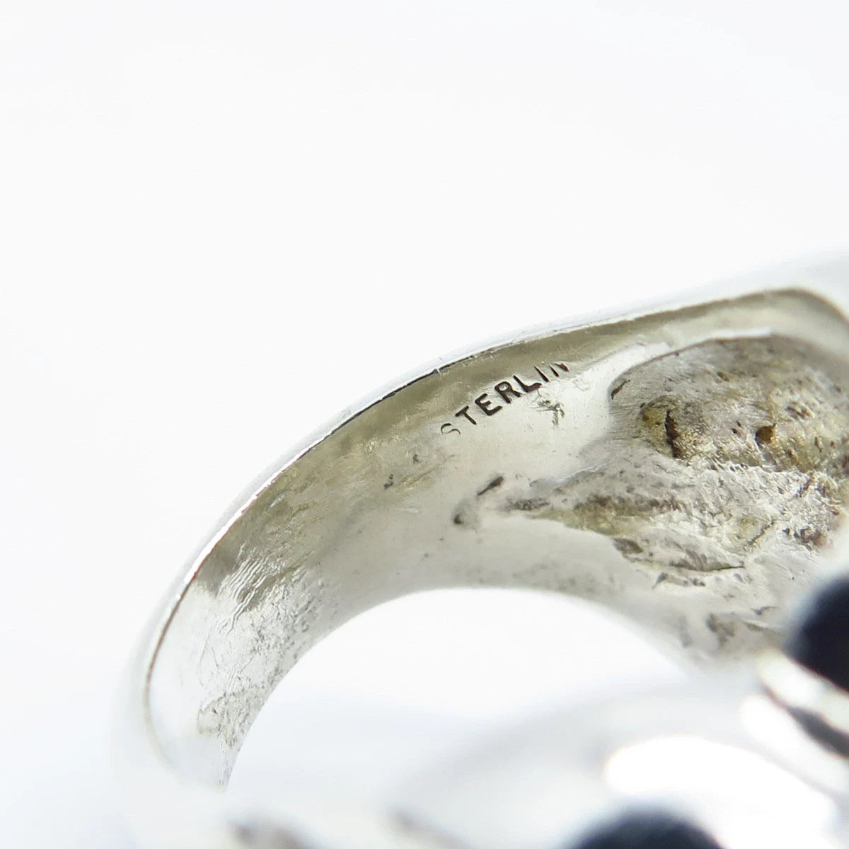 925 Sterling Silver Vintage Ribbed Ring Size 7.25