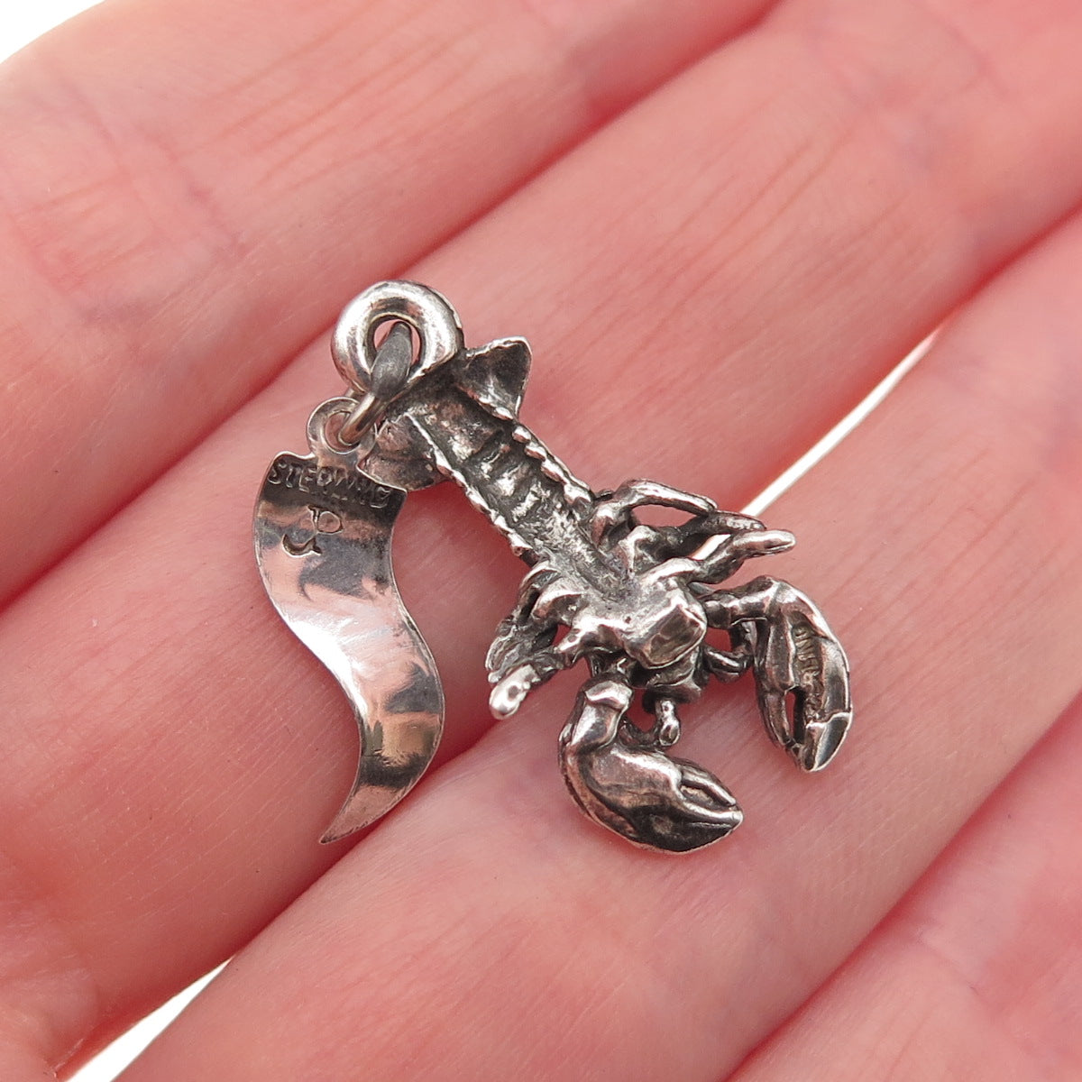 Pacific Jewelry 925 Sterling Silver Vintage Lobster Maine State Charm Pendant
