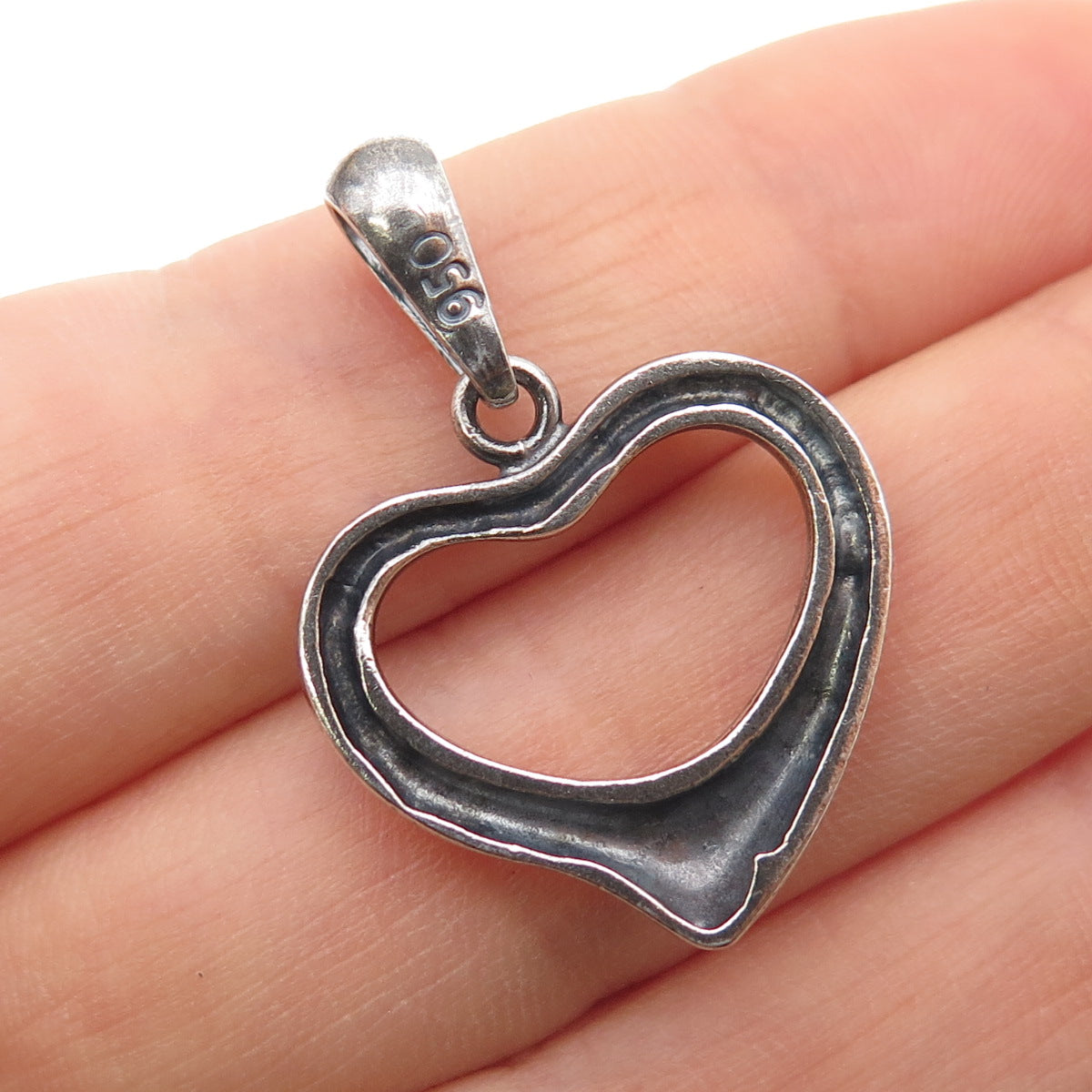 950 Silver Vintage Open Heart Oxidized Charm Pendant