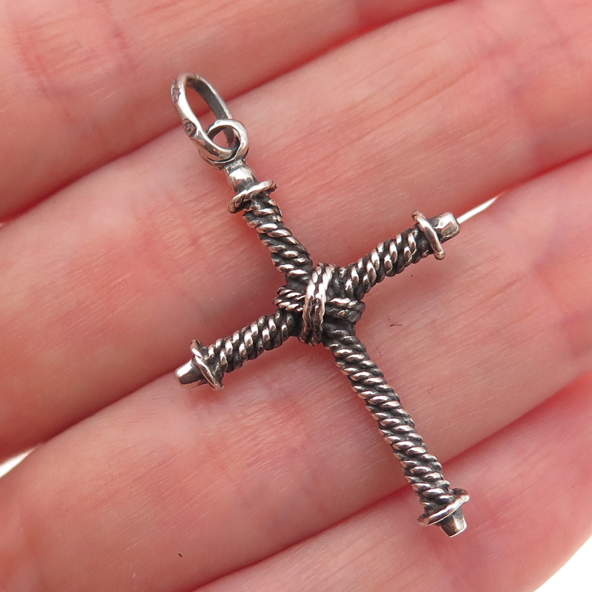 925 Sterling Silver Vintage Roped Cross Oxidized Charm Pendant