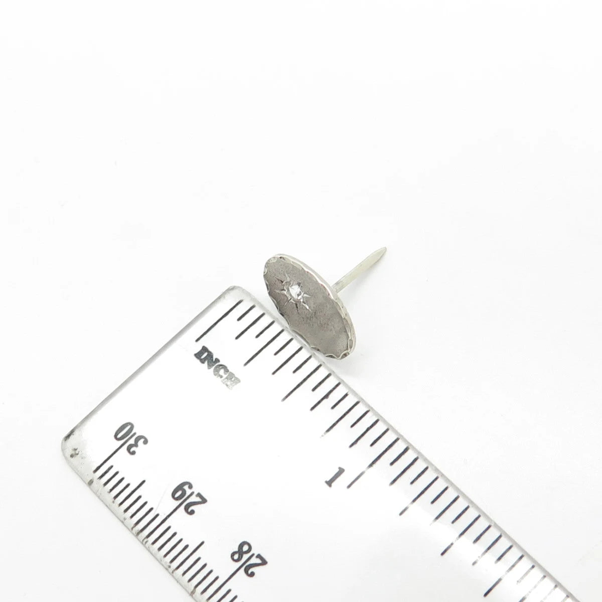 925 Sterling Silver Vintage Theda Round-Cut C Z Textured Oval Pin