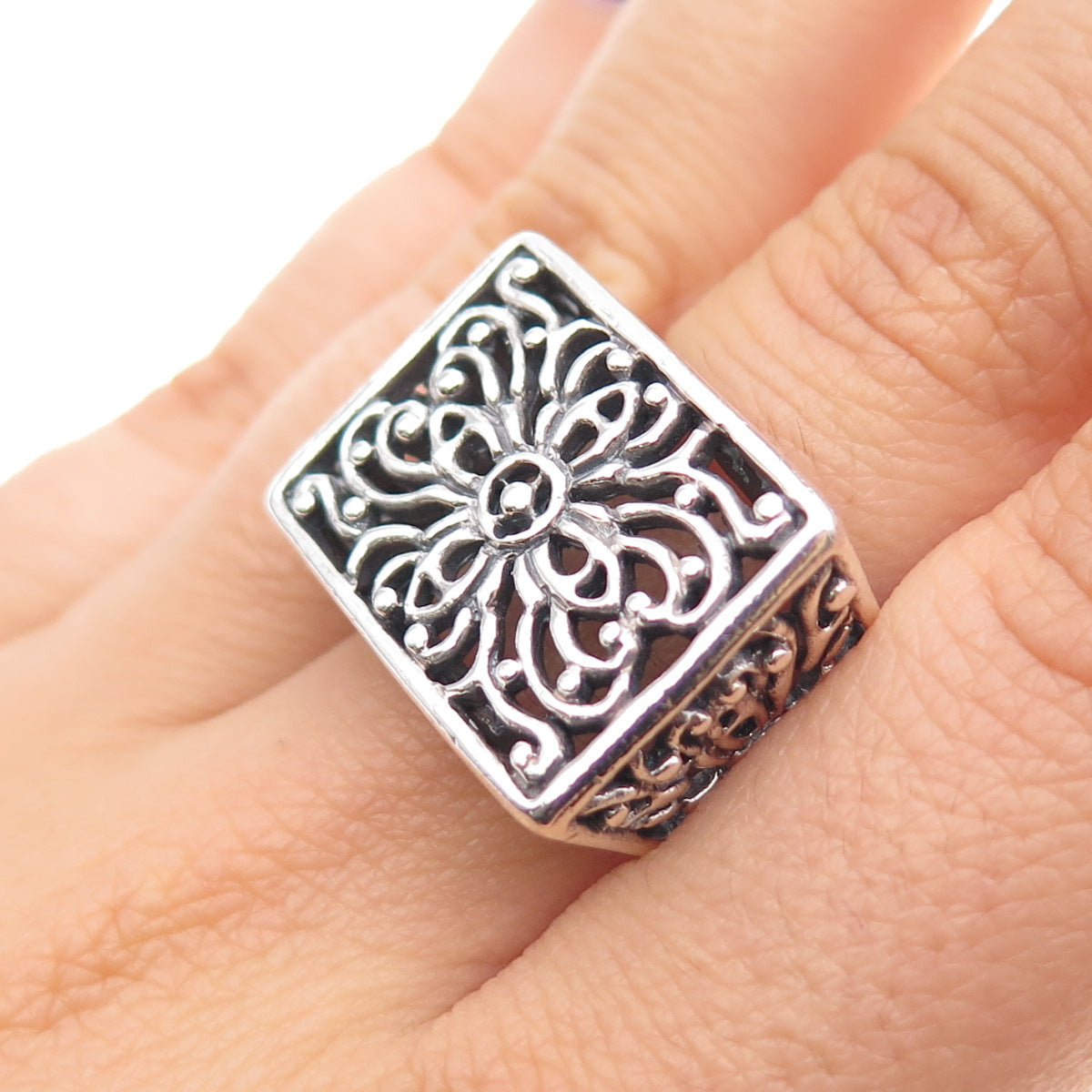 925 Sterling Silver Vintage Modernist Flower Oxidized Ring Size 6.5