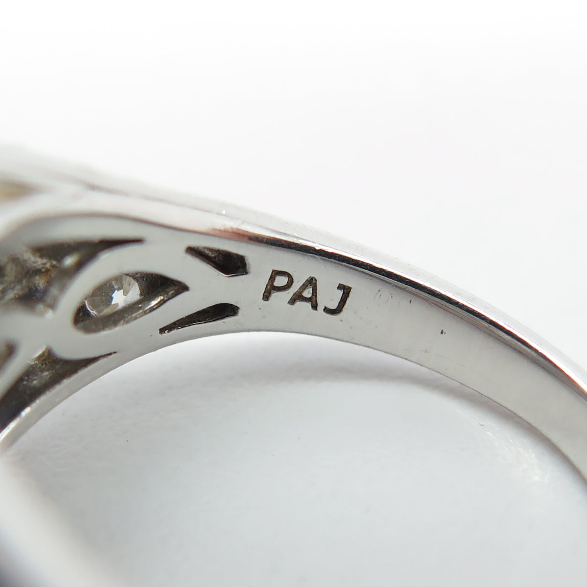 925 Sterling Silver Pear & Round-Cut Blue & White C Z Ring Size 7.25