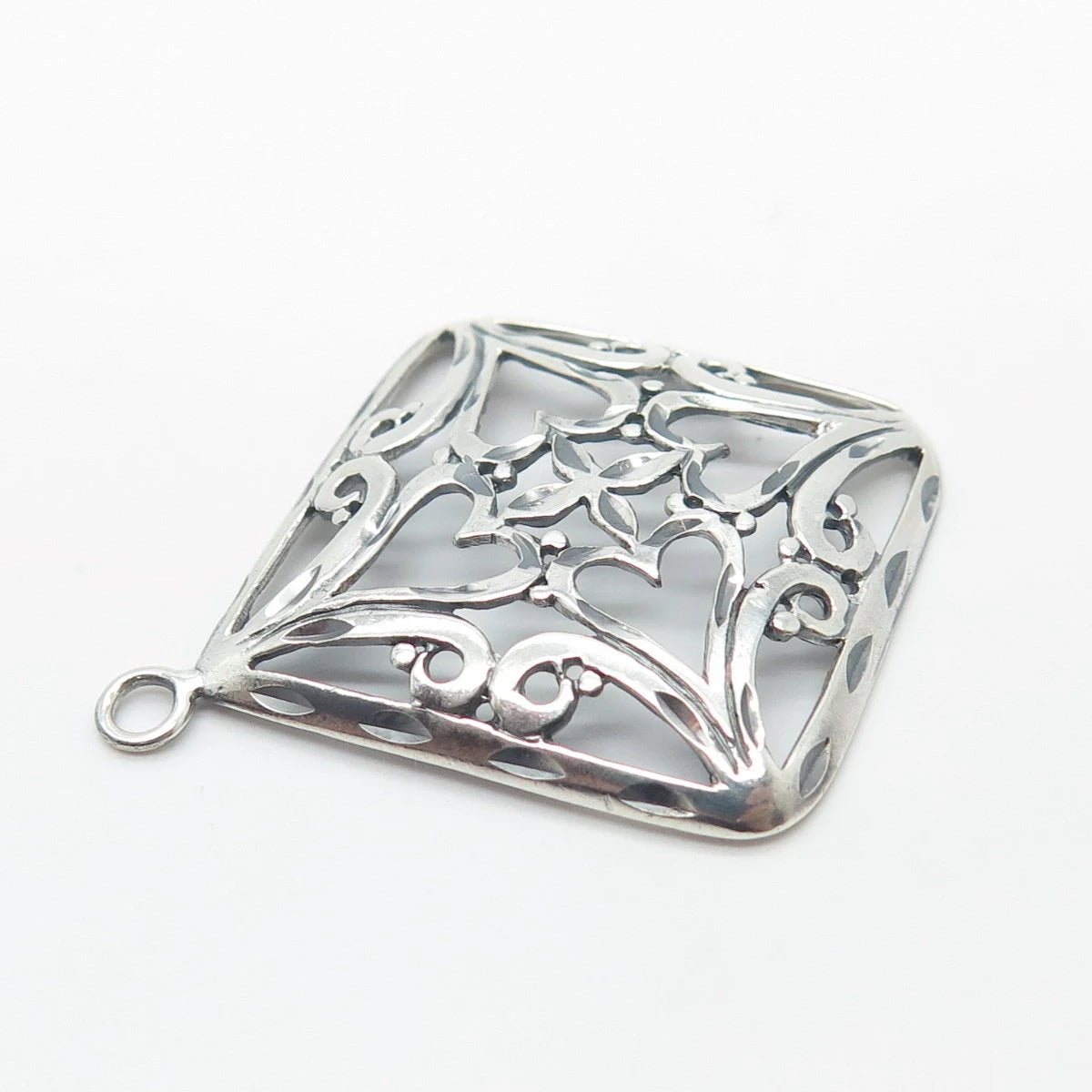 925 Sterling Silver Vintage Ornate Heart Pendant