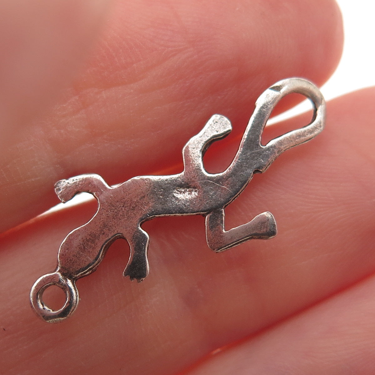 925 Sterling Silver Vintage Lizard Oxidized Charm Pendant