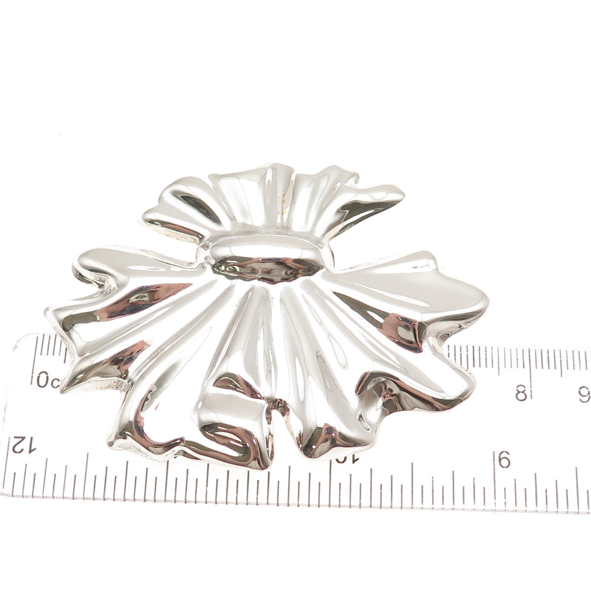925 Sterling Silver Vintage Mexico Floral Repousse Pin Brooch / Pendant