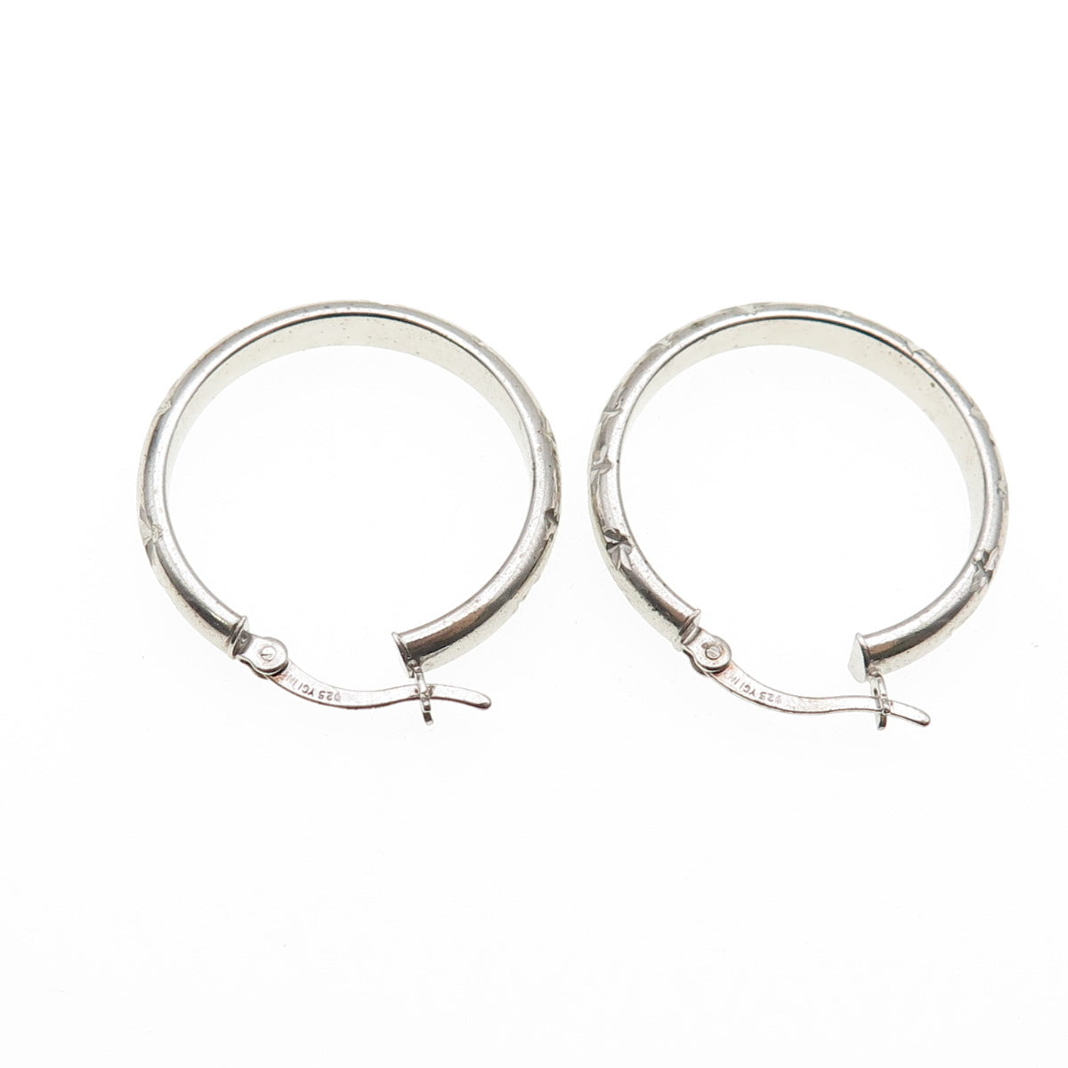 925 Sterling Silver Diamond-Cut Hoop Earrings