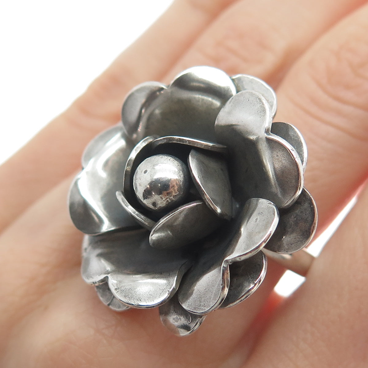 TAHARA 925 Sterling Silver Vintage Rose Flower Oxidized Ring Size 7.25