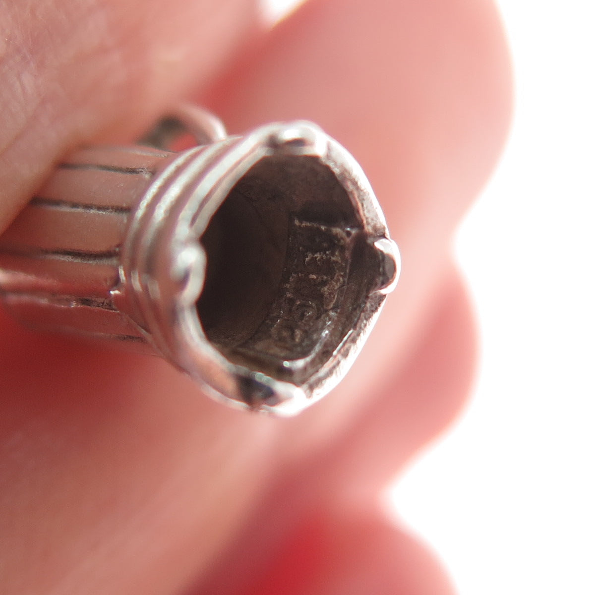 REO CO. 925 Sterling Silver Vintage Blender Minimalist 3D Charm Pendant