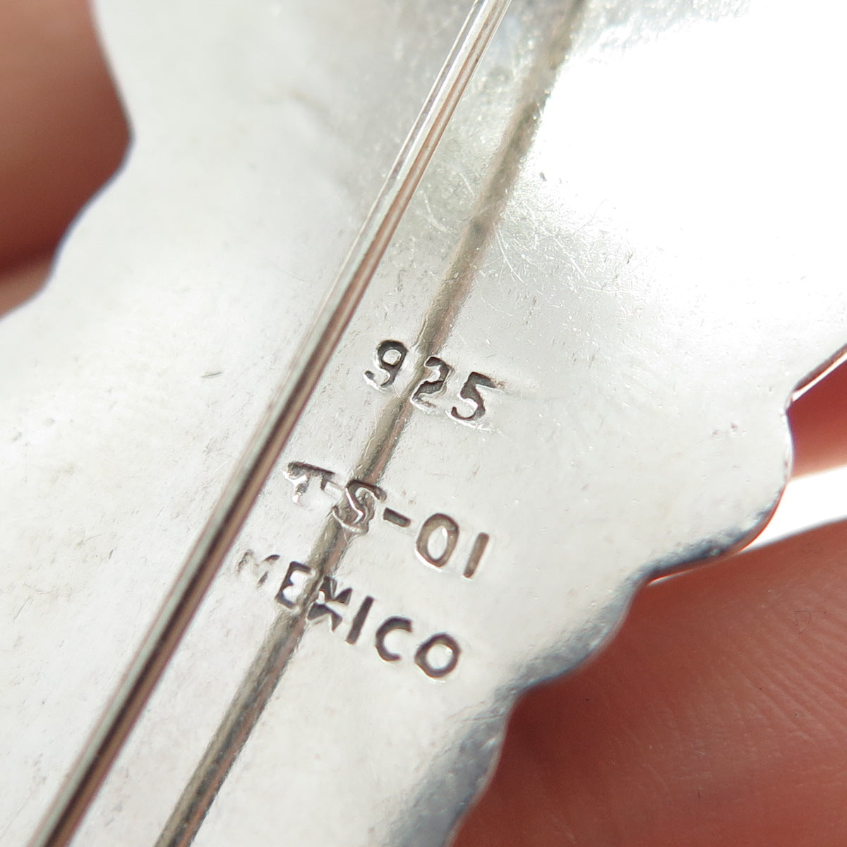 925 Sterling Silver Vintage Mexico Modernist Puffy Bow Pin Brooch