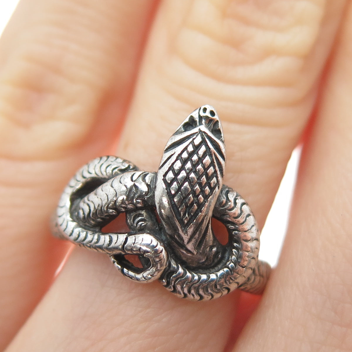 925 Sterling Silver Vintage Snake Oxidized Ring Size 6.25