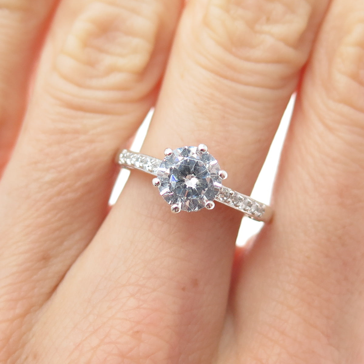 925 Sterling Silver Round-Cut C Z Engagement Ring Size 7.25