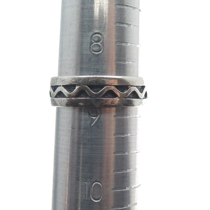 925 Sterling Silver Vintage Zig Zag All Around Oxidized Band Ring Size 9